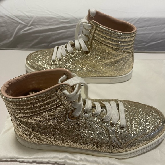 Gucci Gold high top Sneakers - Picture 2 of 7